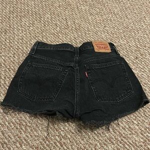 501® ORIGINAL Levi’s FIT HIGH RISE WOMEN'S SHORTS in “wise up” black